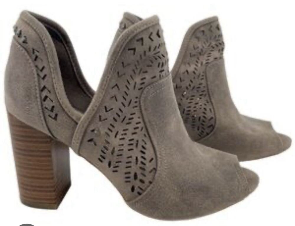 Fergalicious by Fergie Wrangle Ankle Boots Booties Doe Tan Women's Size 10 NEW